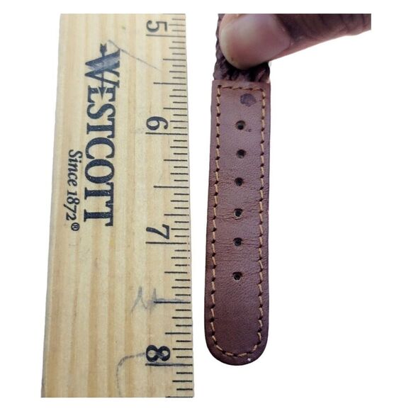 Vintage Ladies WRANGLER Gold Tone Brown Leather Casual Watch New Battery - Picture 5 of 5